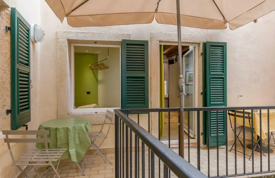 Vecchia Verona Rooms&Apartments-1